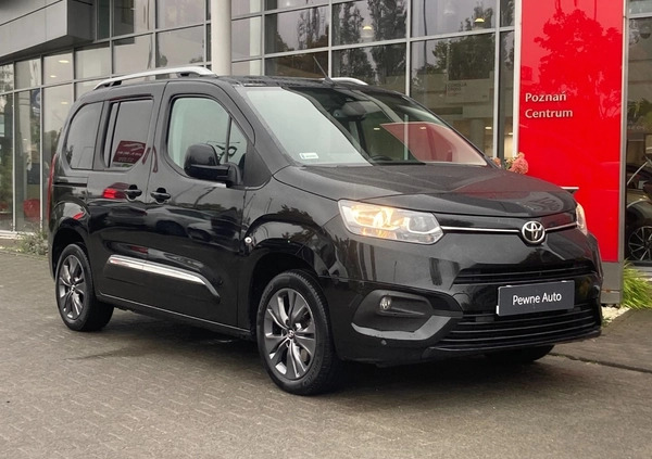 Toyota Proace City Verso cena 89900 przebieg: 94758, rok produkcji 2020 z Poznań małe 92